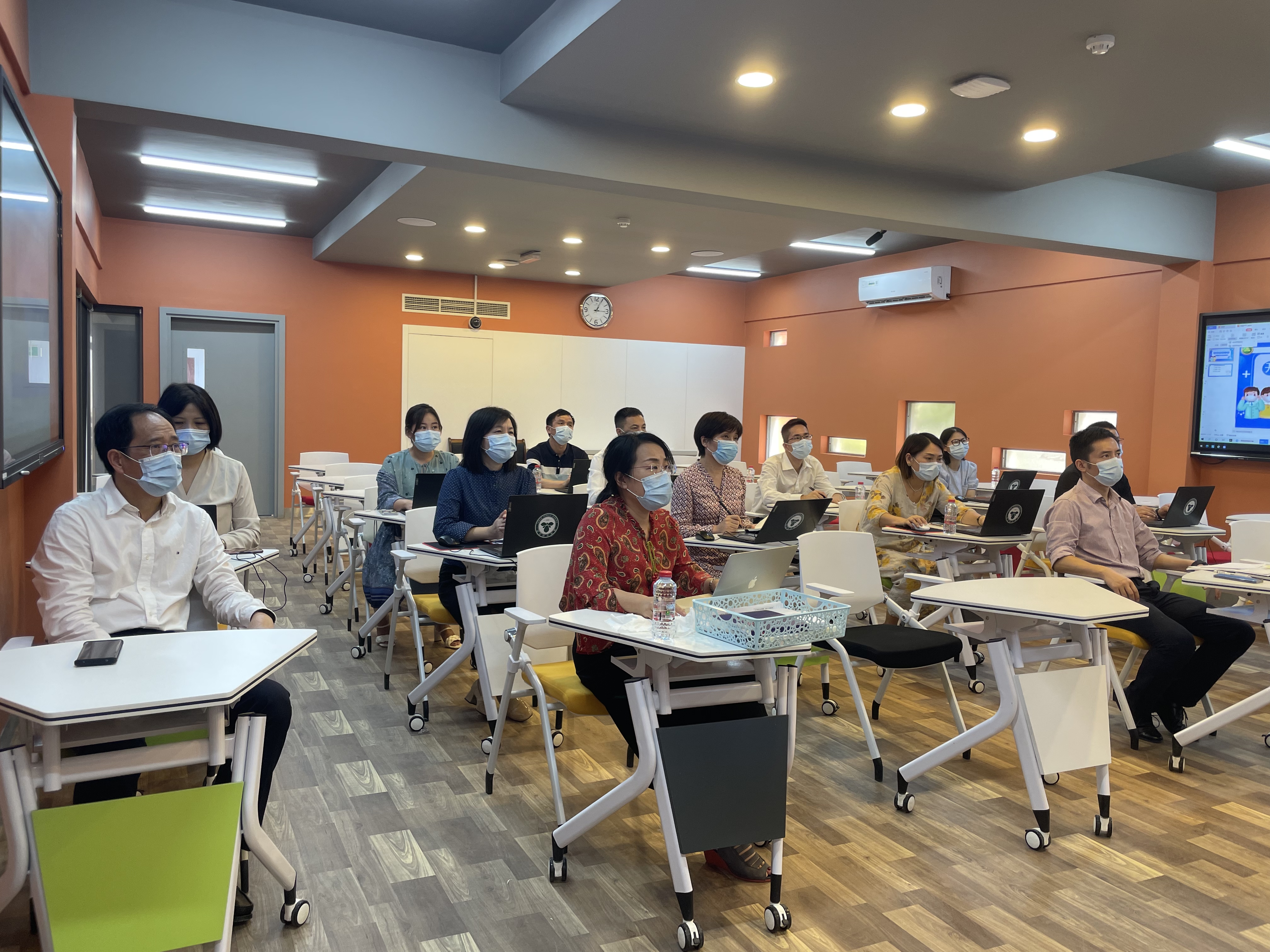扬帆起航,绘梦未来迪拜中国学校新进教师入职系列培训