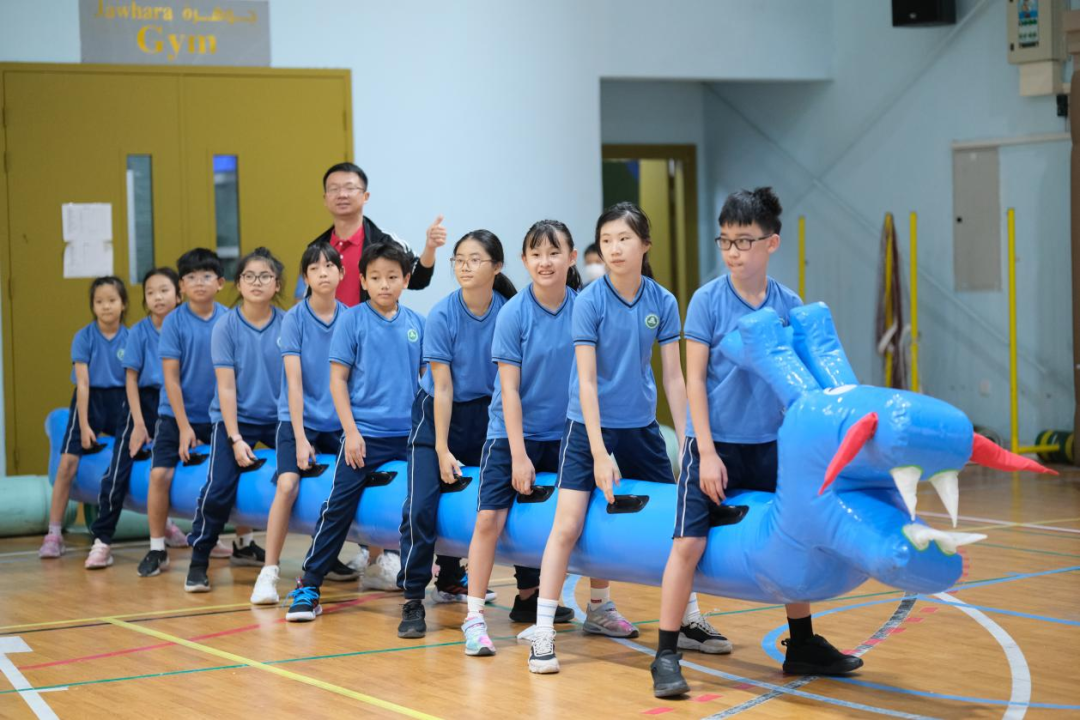 趣味运动展风采 健康快乐迎新年迪拜中国学校举行迎新年师生趣味运动会